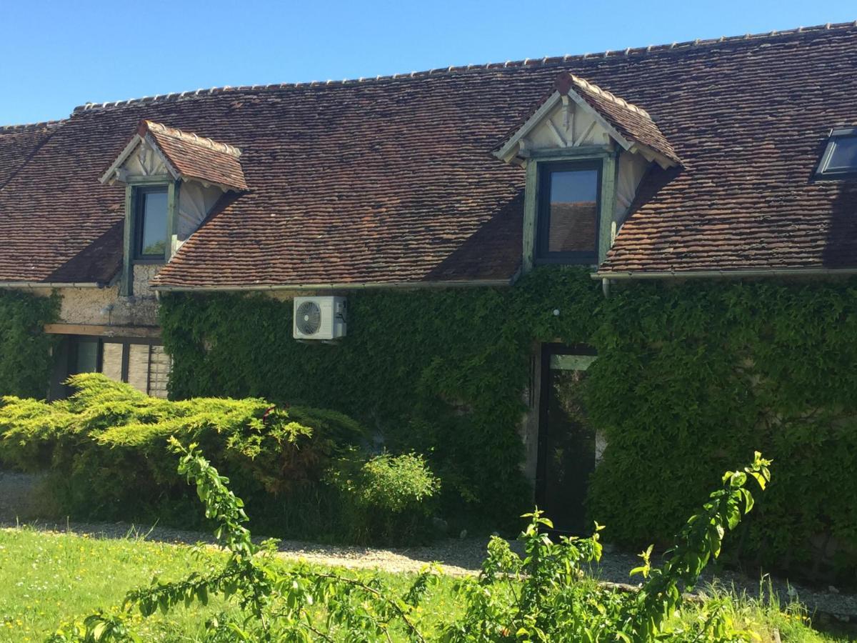 فيلا Un Figuier Dans Notre Jardin Beaune-la-Rolande الغرفة الصورة